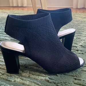 Elegant Black Women's Heeled Sandals